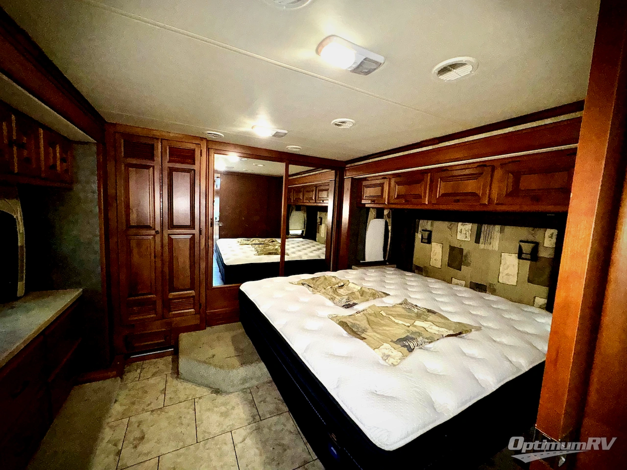 2011 Tiffin Allegro RED 34 QFA Photo 10