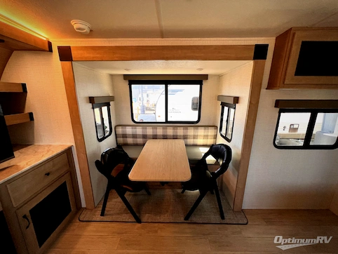 2025 Palomino SolAire 3300FLBS RV Photo 2