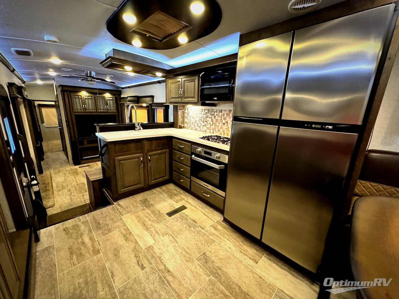 2018 Keystone Montana 3820FK Photo 9