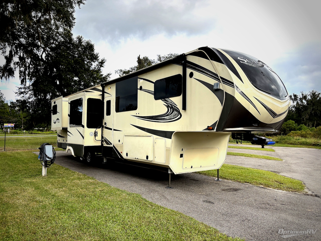 Grand Design Solitude 390RK