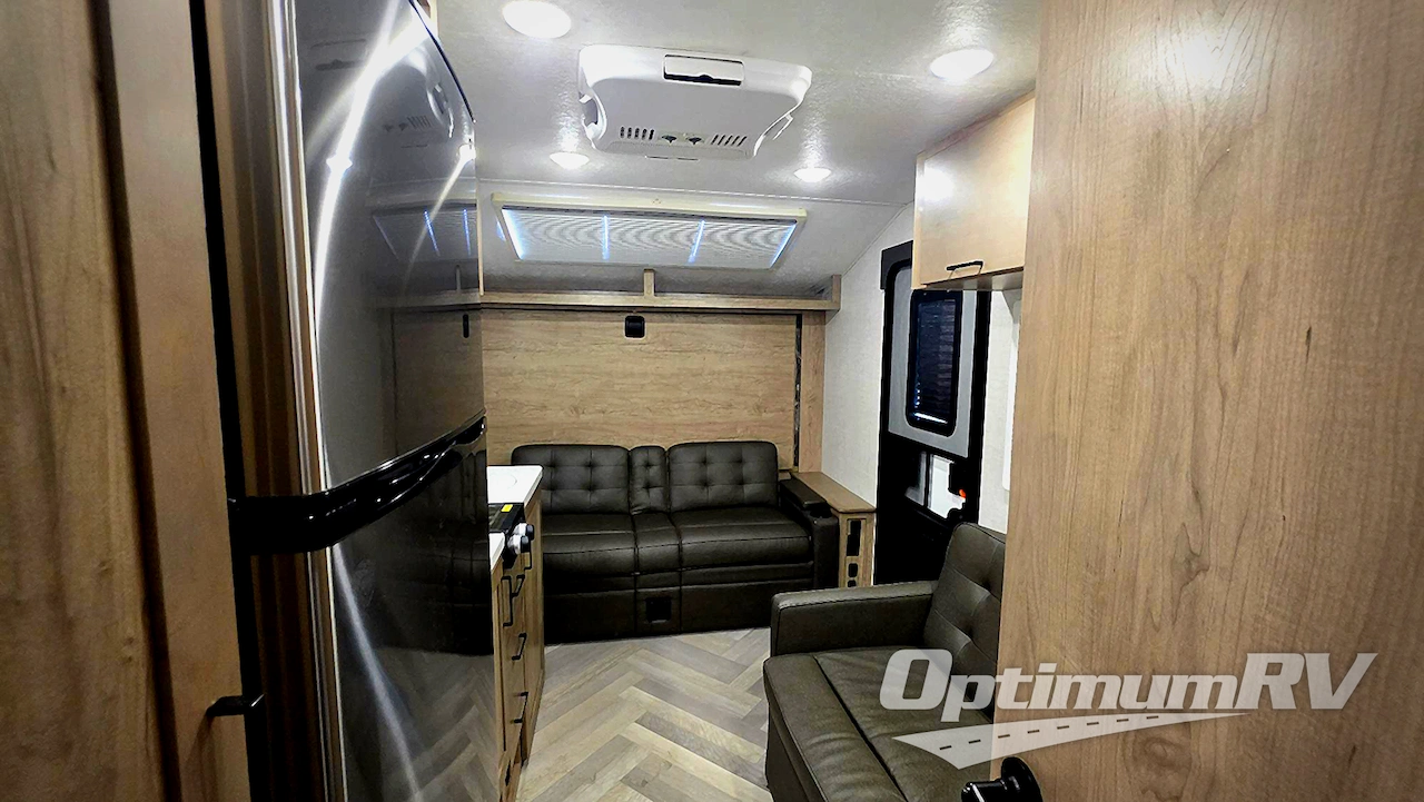 2022 Ember Overland Series 170MRB Photo 10