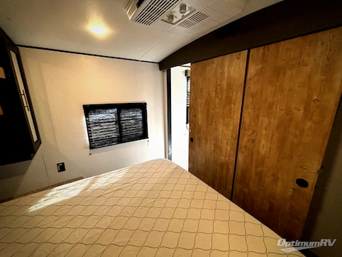 2023 Keystone Springdale 311RE RV Photo 4