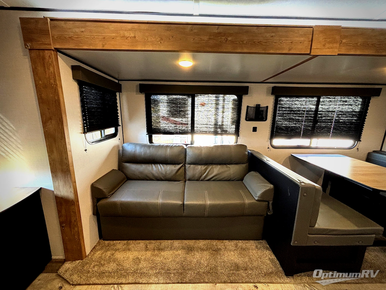 2023 Keystone Springdale 311RE Photo 7