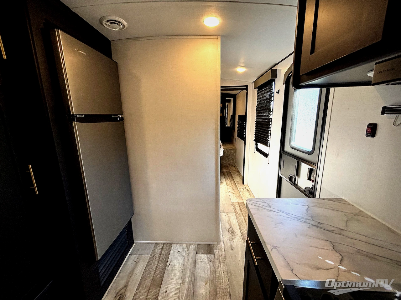 2023 Keystone Springdale 311RE Photo 10