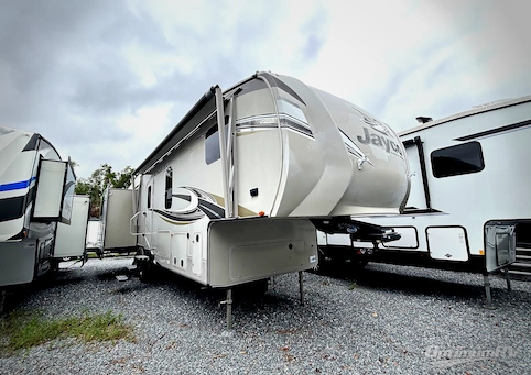 Used 2018 Jayco Eagle HT 30.5 MBOK Featured Photo
