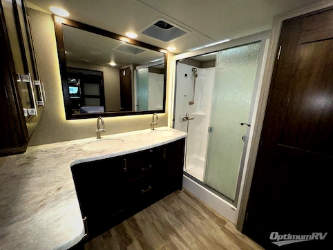 2020 Grand Design Solitude 380FL RV Photo 3