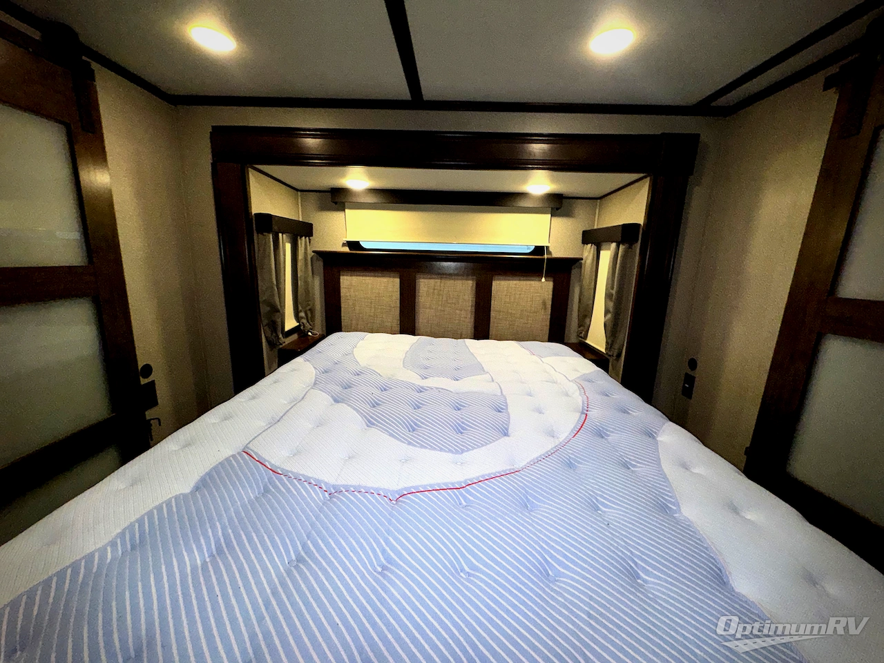 2020 Grand Design Solitude 380FL Photo 9