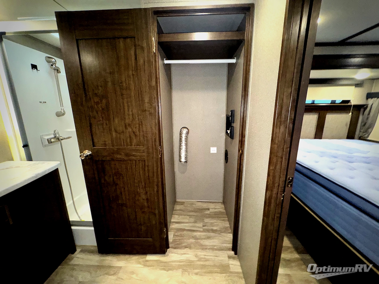 2020 Grand Design Solitude 380FL Photo 12