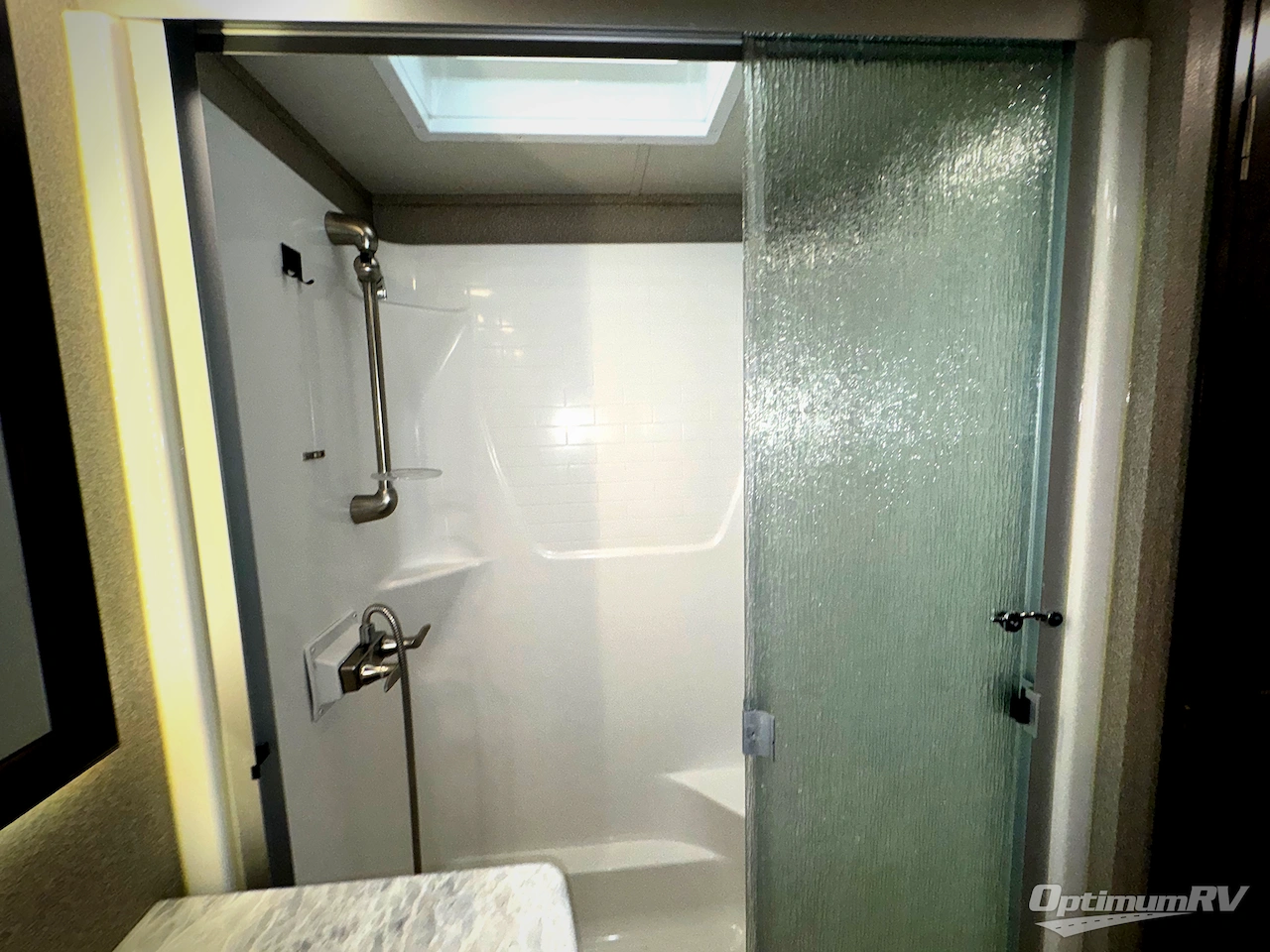 2020 Grand Design Solitude 380FL Photo 10
