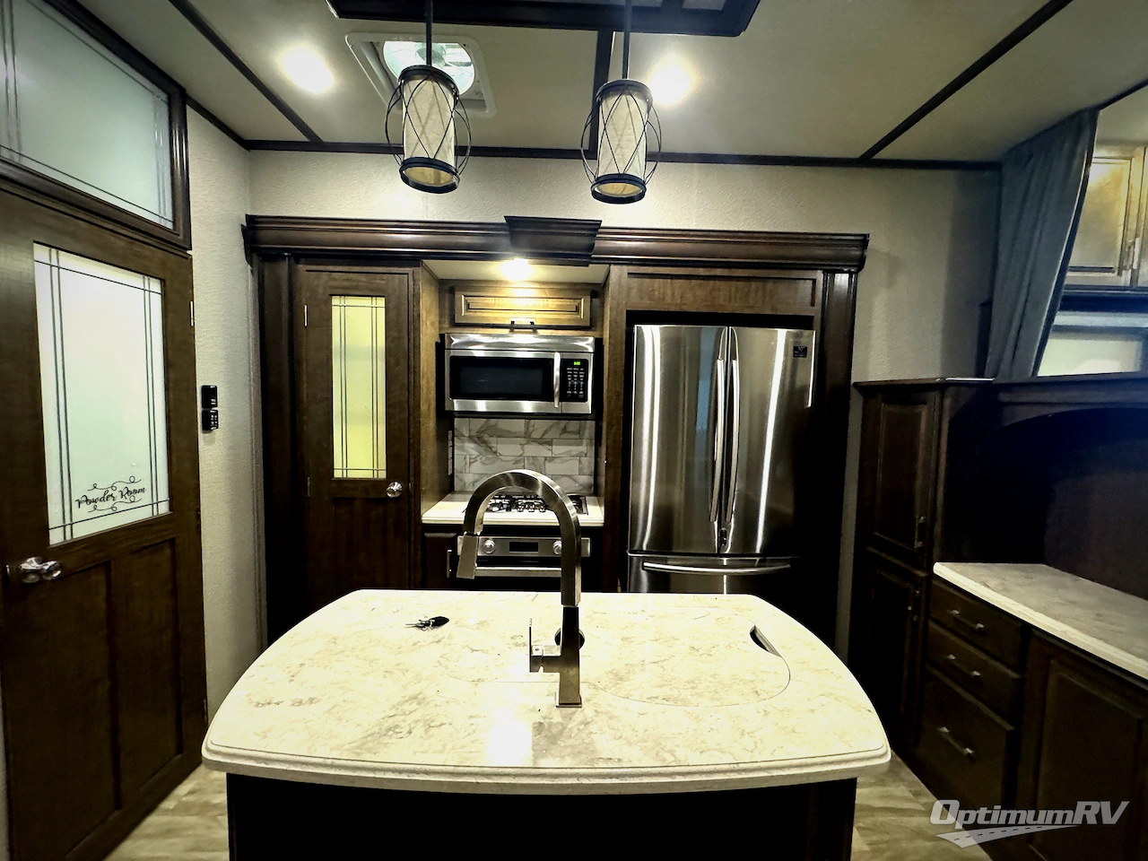 2020 Grand Design Solitude 380FL Photo 13