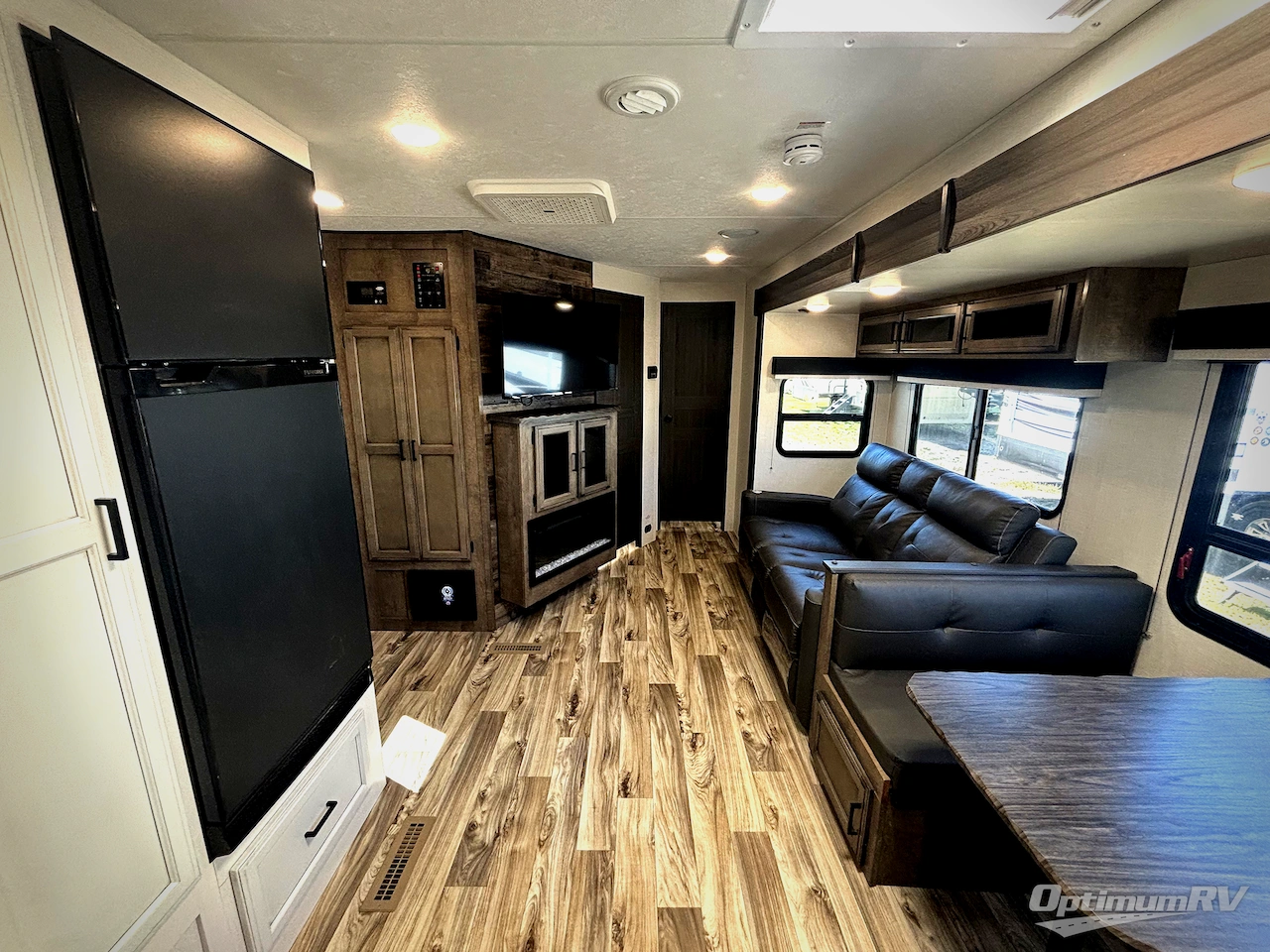 2023 Venture SportTrek ST251VFK Photo 4