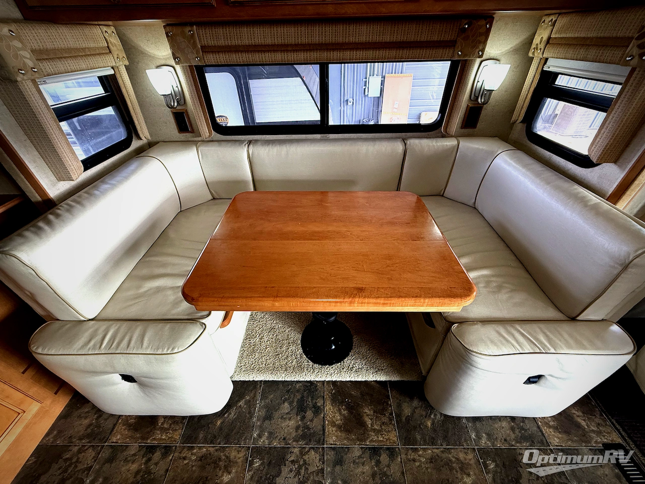 2013 Itasca Sunova 30A Photo 8