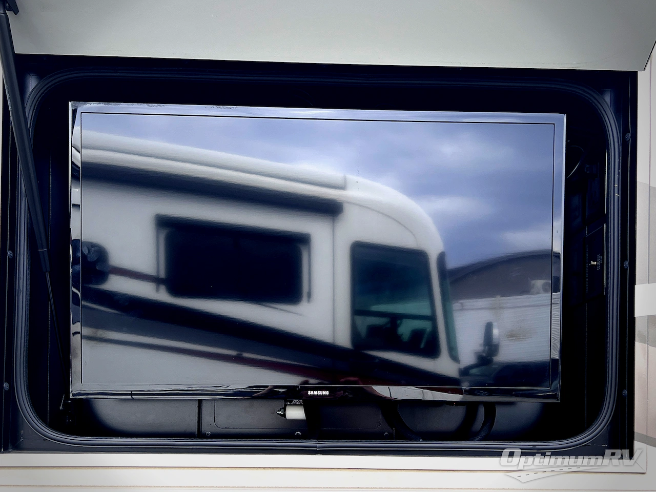 2017 Winnebago Forza 34T Photo 31