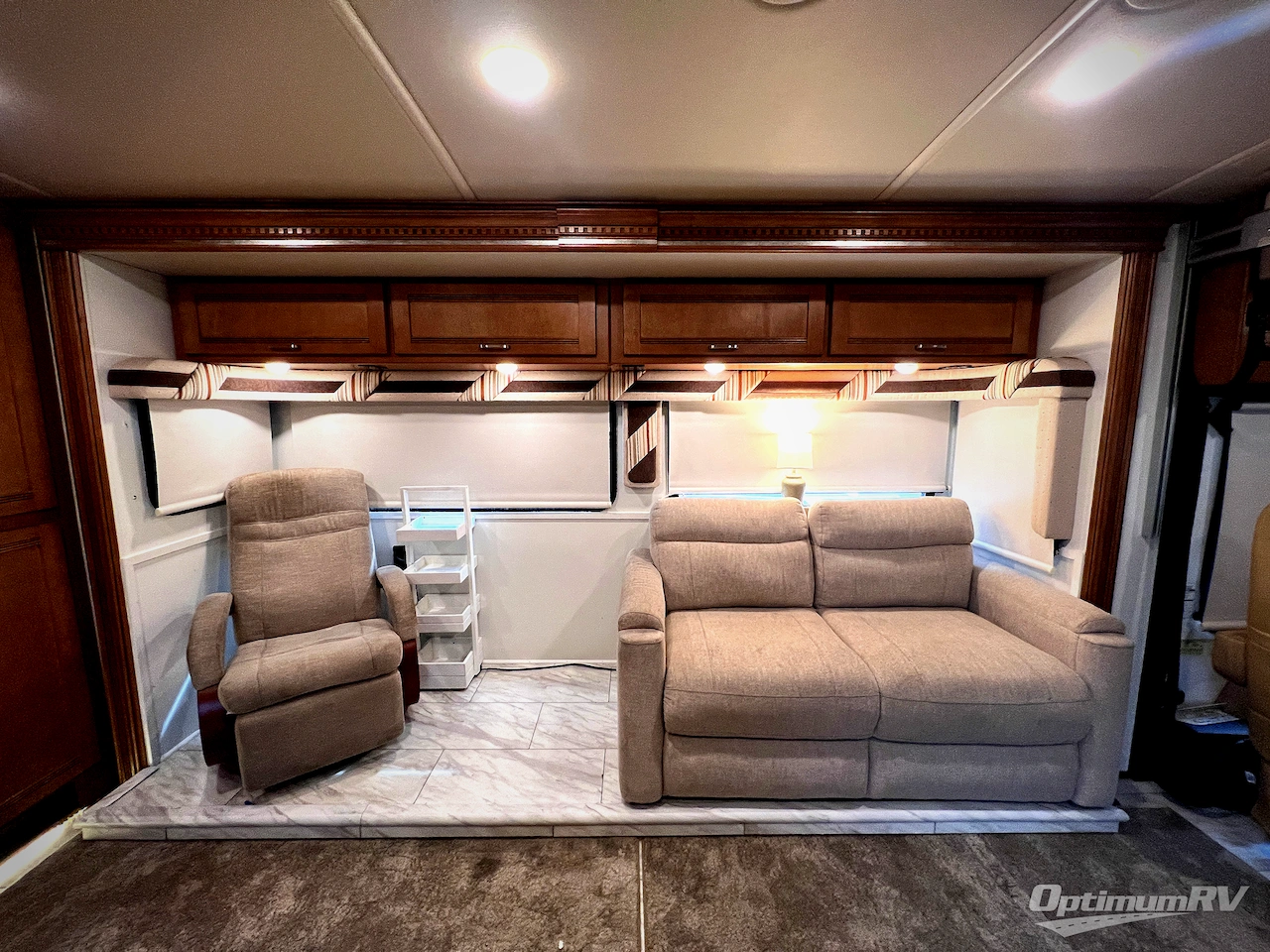 2017 Winnebago Forza 34T Photo 7