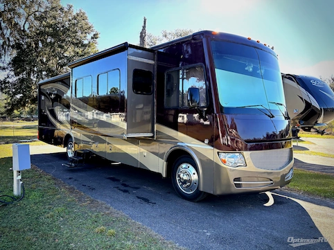 Used 2015 Itasca Sunova 35G Featured Photo