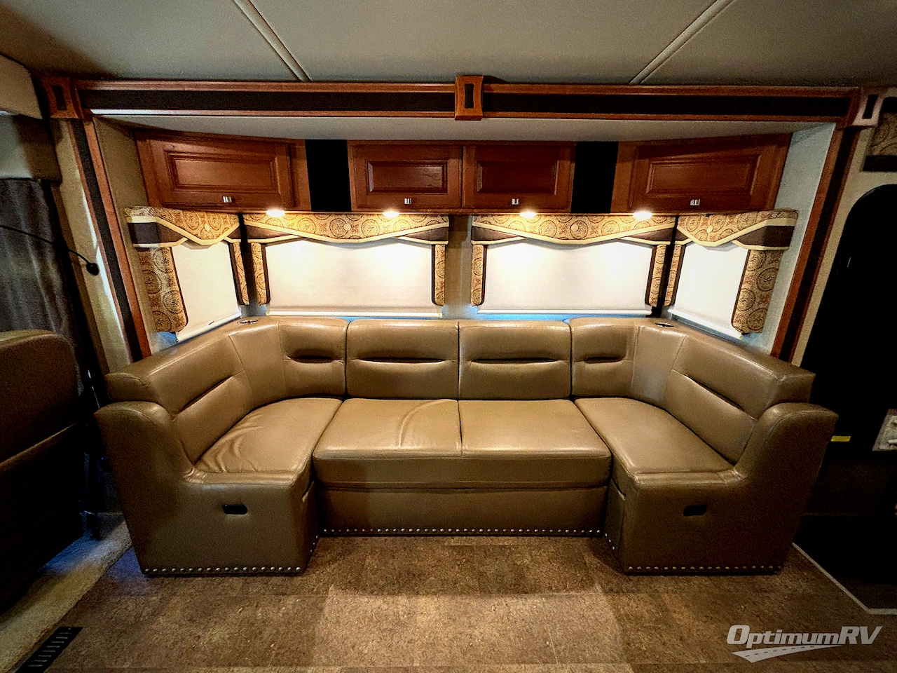 2015 Itasca Sunova 35G Photo 10