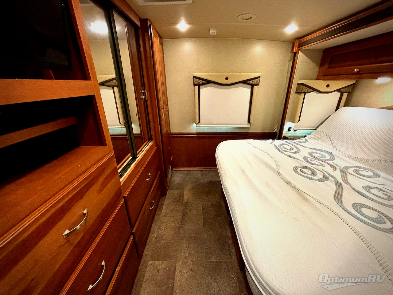 2015 Itasca Sunova 35G Photo 18