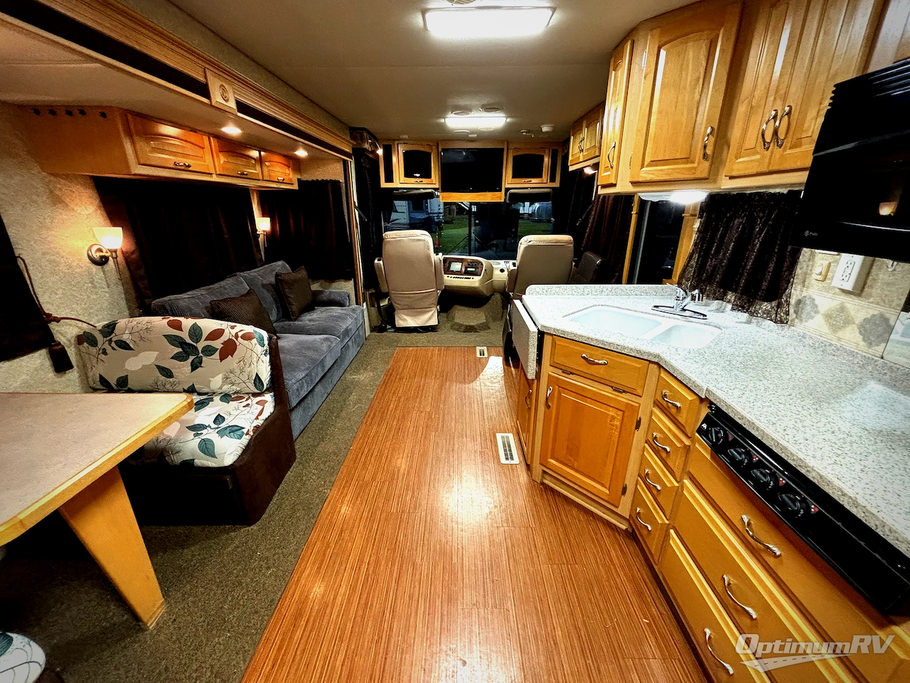 2007 Newmar Kountry Star KSCA 3762 Photo 5