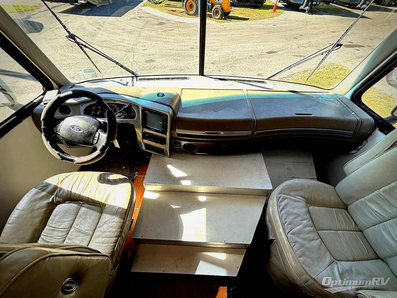 2002 Fleetwood Southwind 32v Photo 8