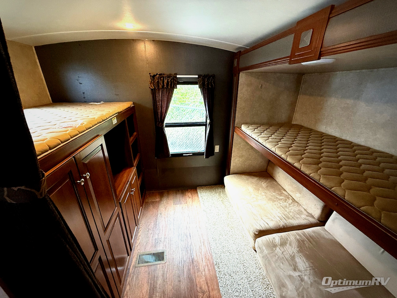 2015 Keystone Premier Ultra Lite 34BHPR Photo 15