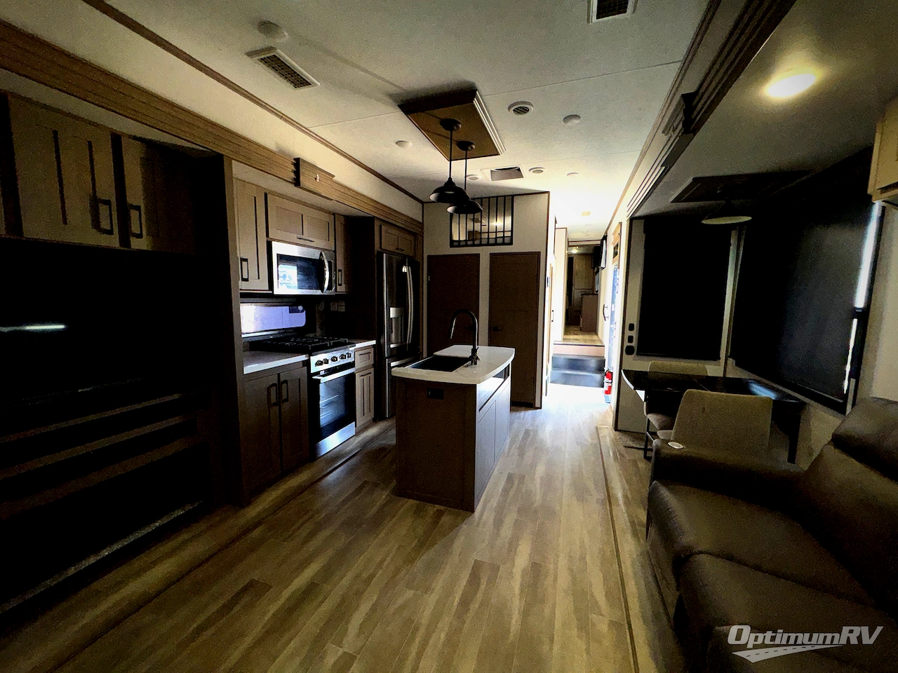 2024 KZ Durango Gold G382MBQ Photo 7