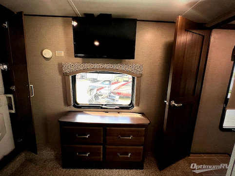 2020 Keystone alpine 3021RE RV Photo 4