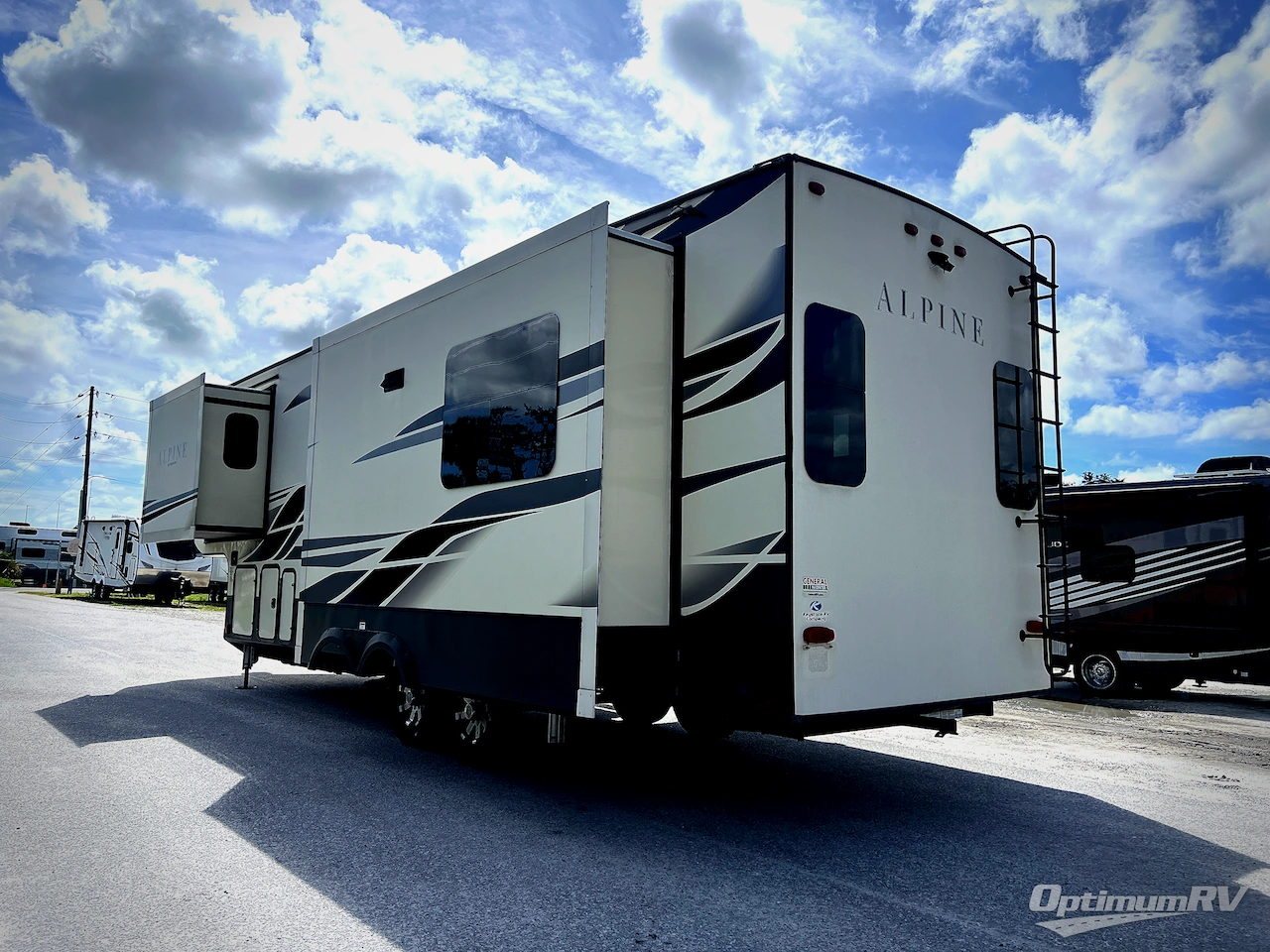 2020 Keystone alpine 3021RE Photo 2