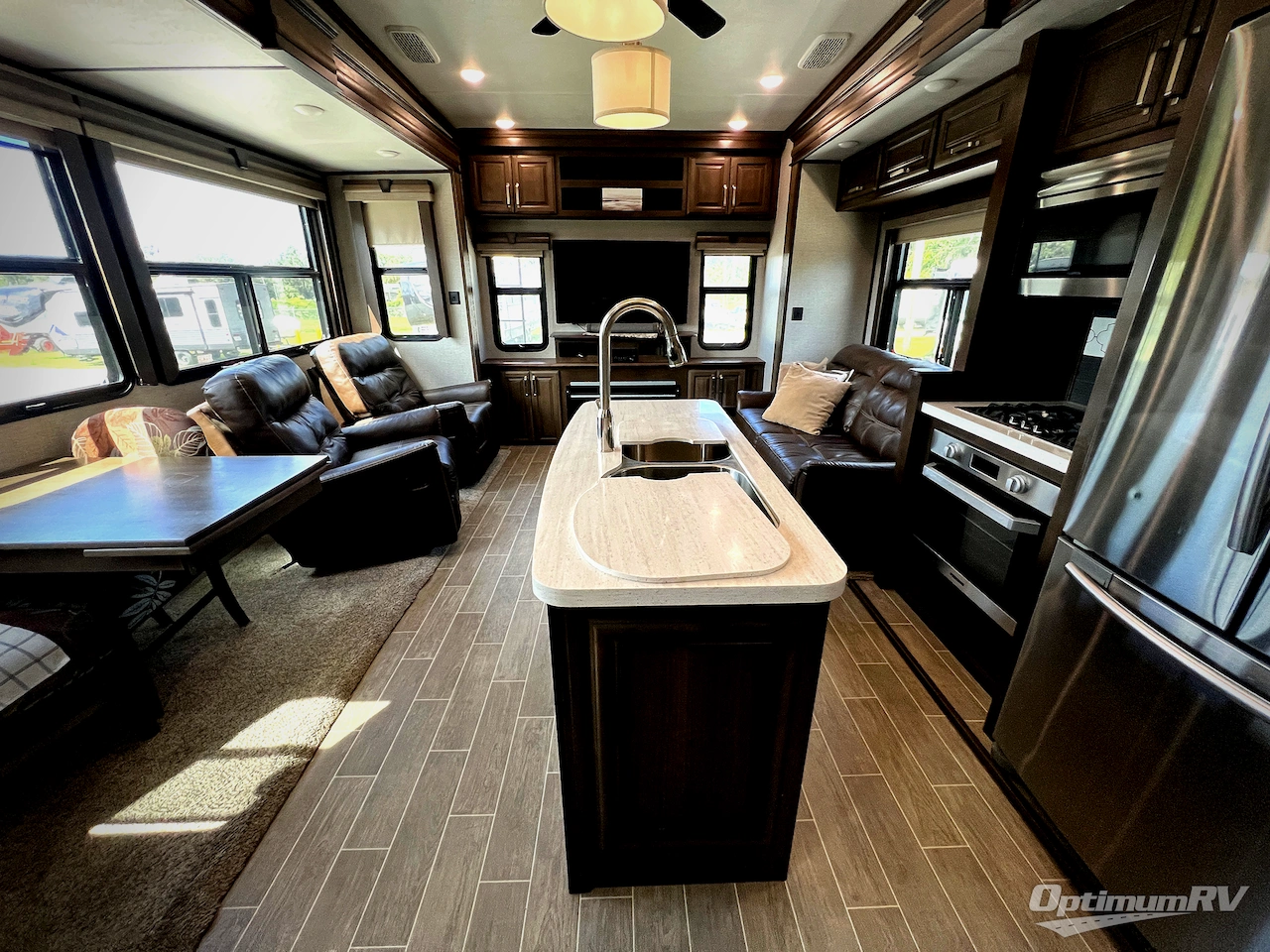 2020 Keystone alpine 3021RE Photo 4