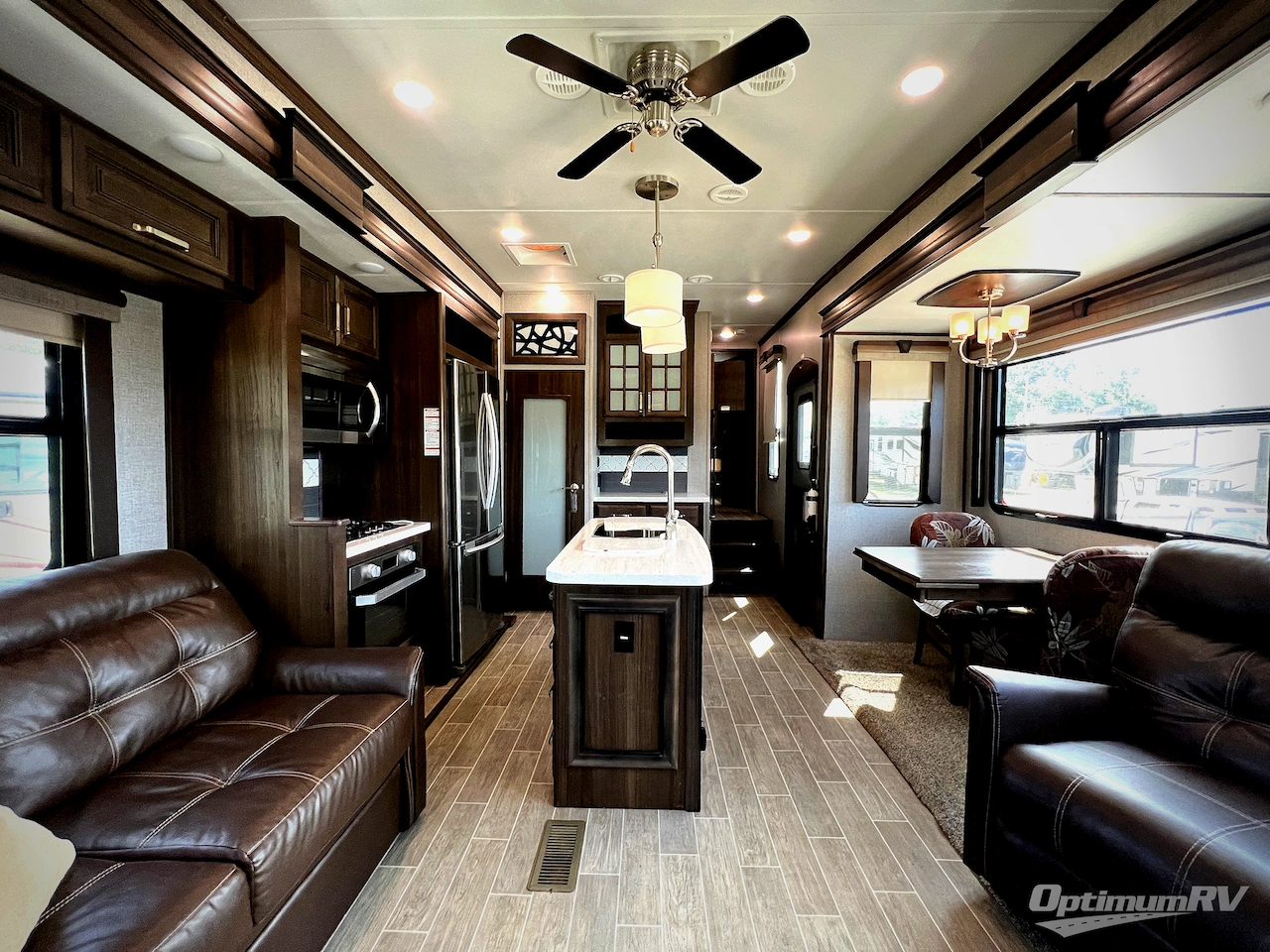 2020 Keystone alpine 3021RE Photo 5