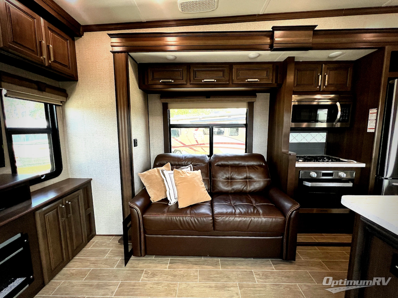 2020 Keystone alpine 3021RE Photo 7