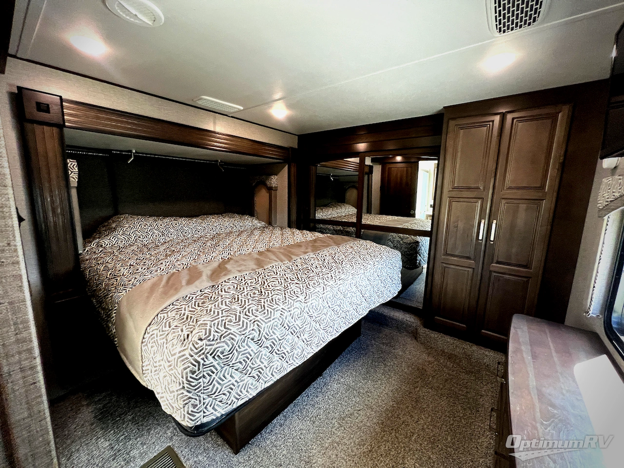 2020 Keystone alpine 3021RE Photo 17