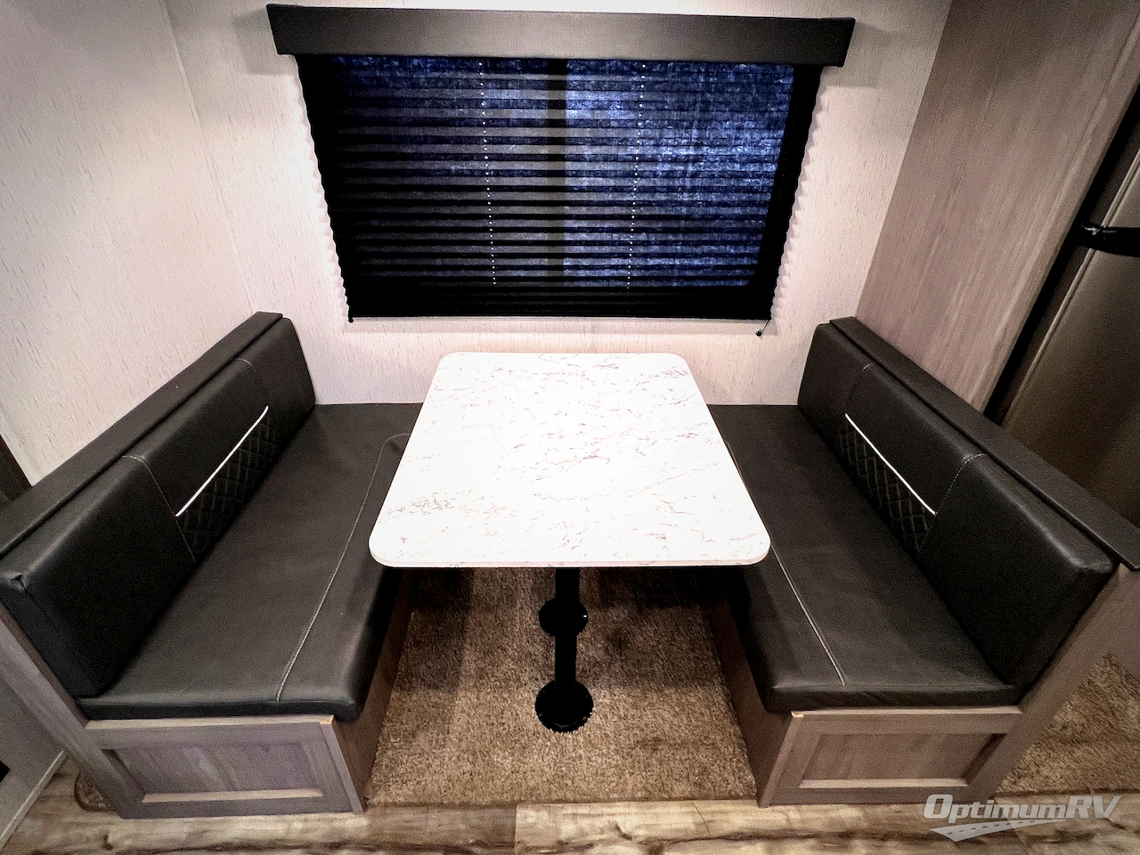 2022 Dutchmen Coleman Lantern Series 242BH Photo 20