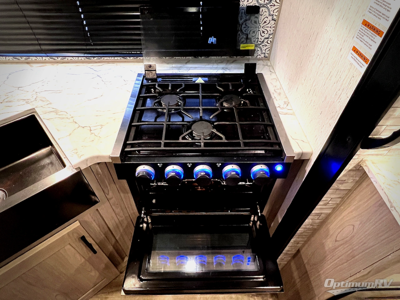 2022 Dutchmen Coleman Lantern Series 242BH Photo 30