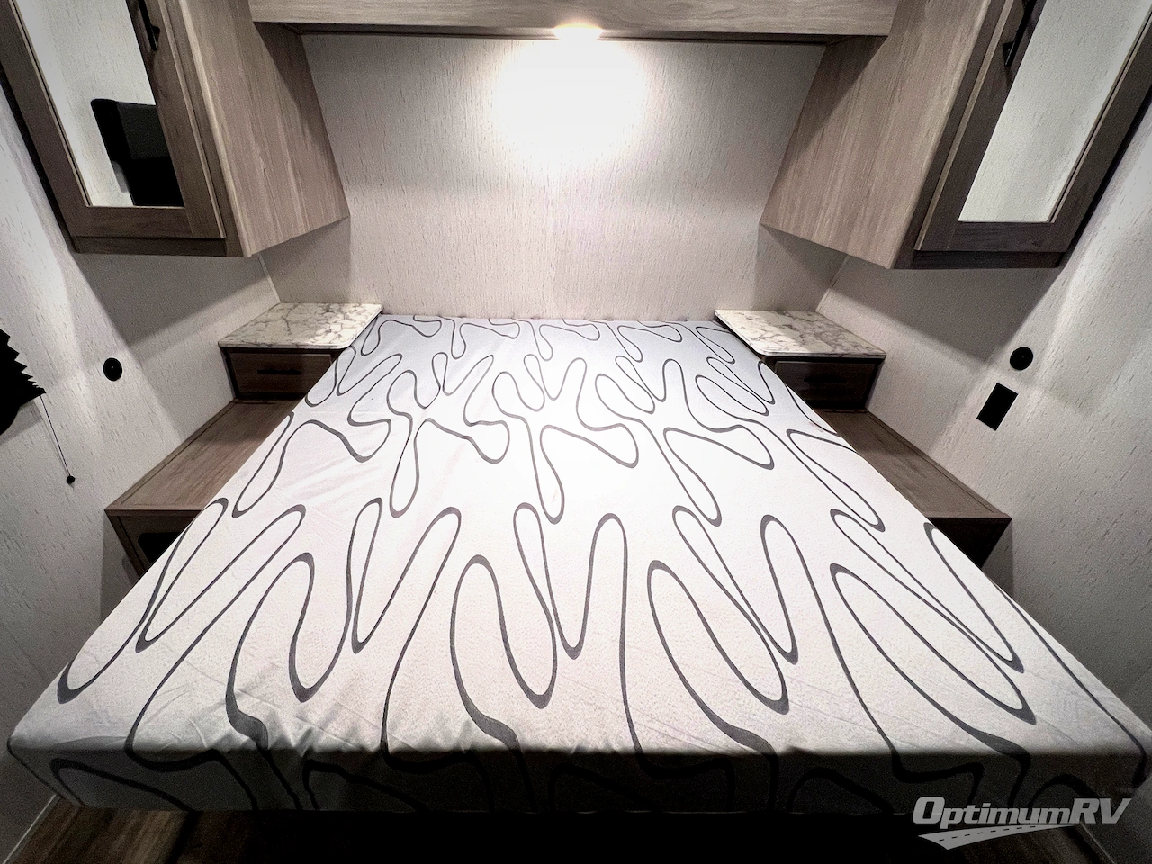 2022 Dutchmen Coleman Lantern Series 242BH Photo 34