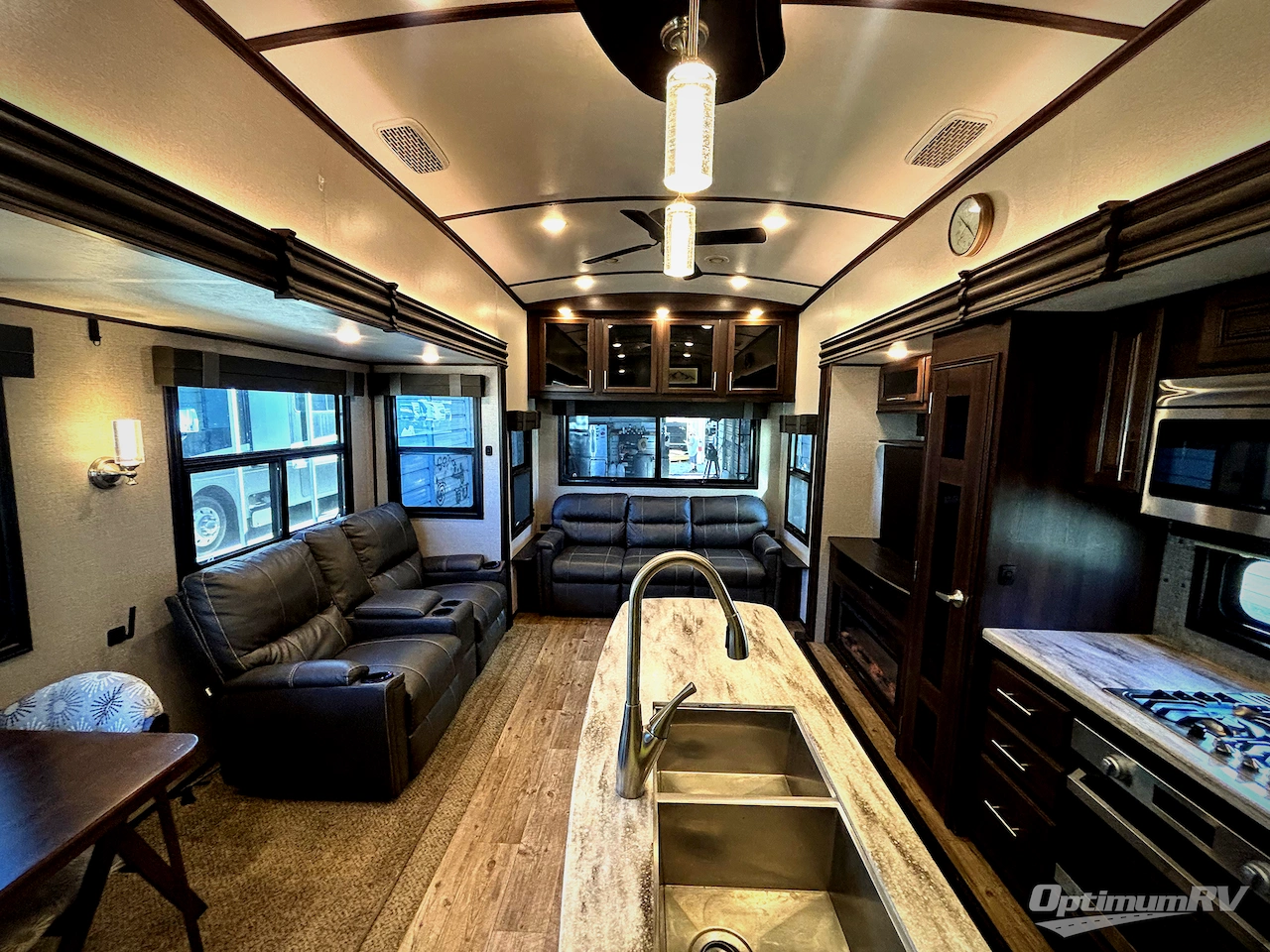 2019 Jayco North Point 377RLBH Photo 31