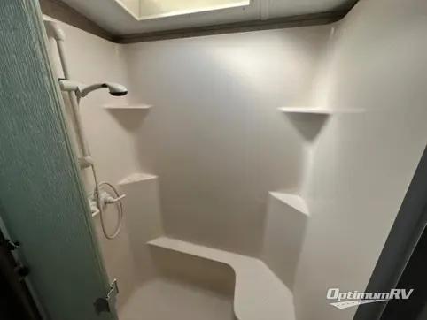 2015 Keystone Montana 293RK RV Photo 4
