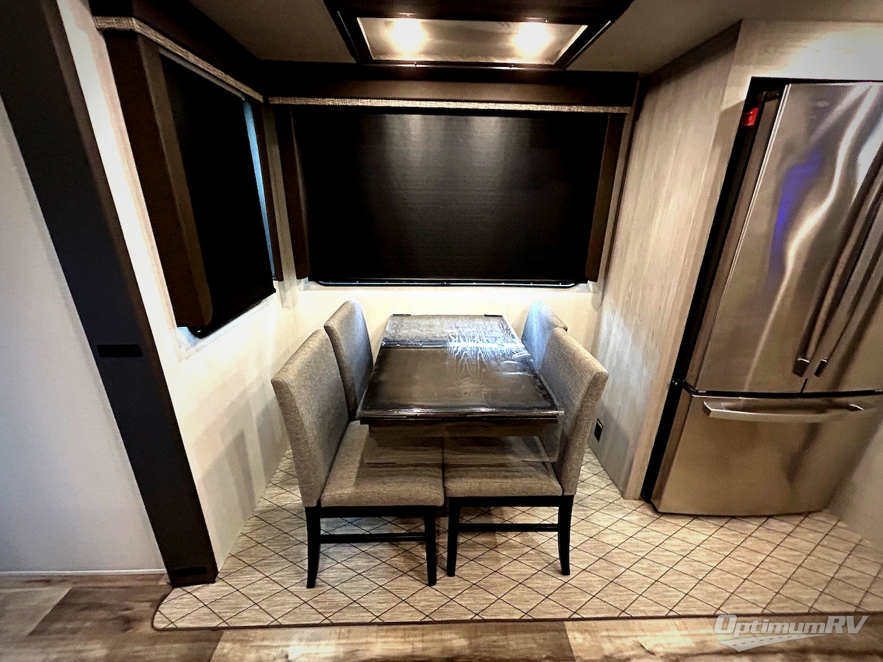 2022 Keystone Montana High Country 377FL Photo 14