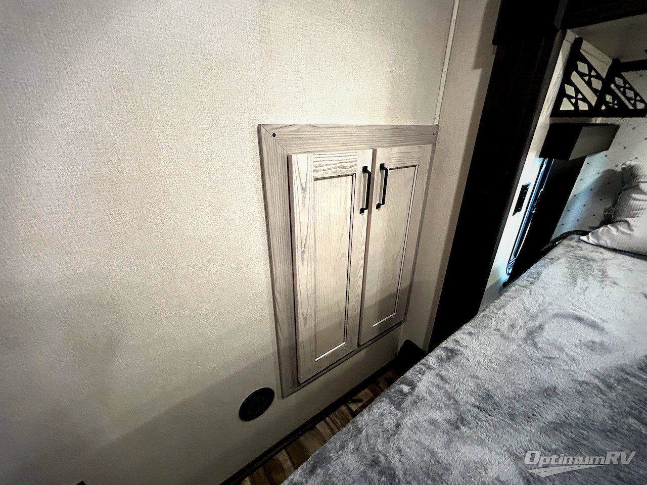 2022 Keystone Montana High Country 377FL Photo 24