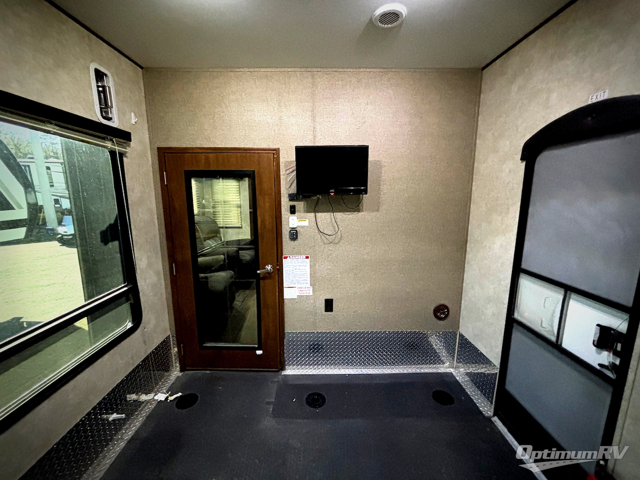 2016 Keystone Carbon 31 Photo 16