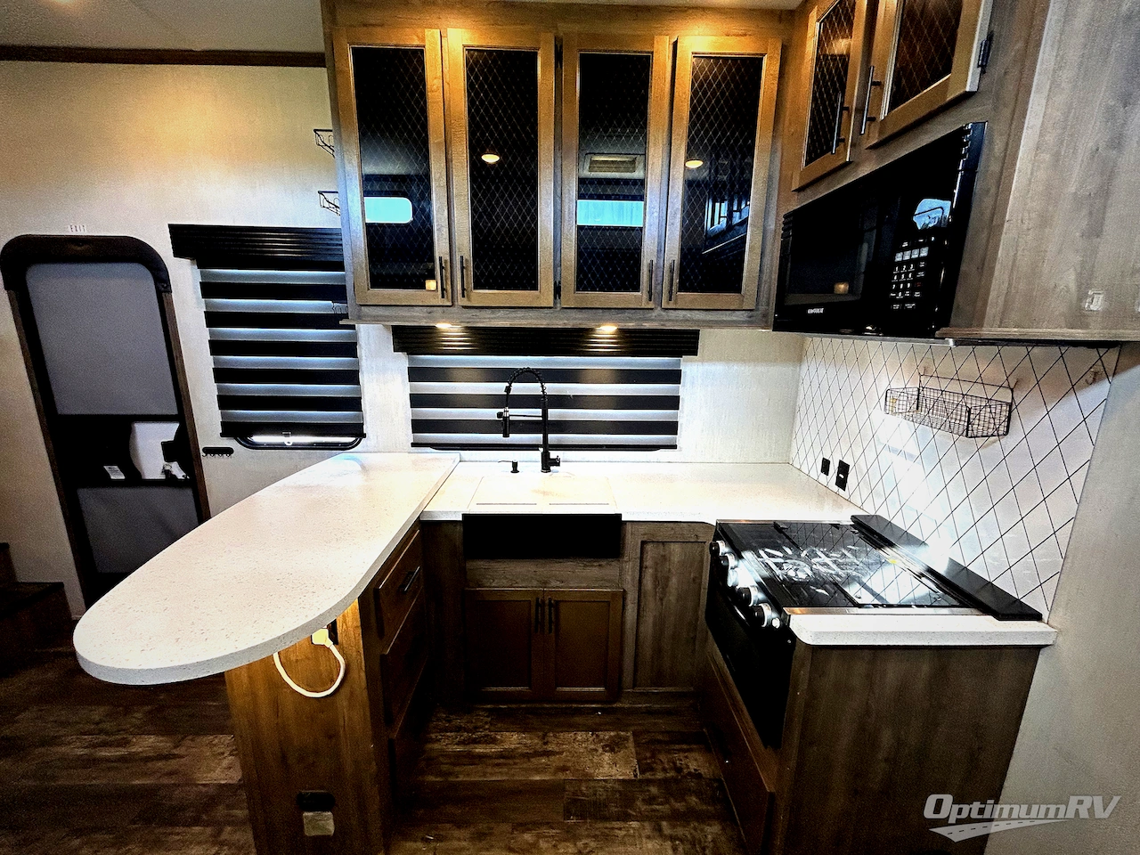 2021 Forest River Sabre 37FLL Photo 5