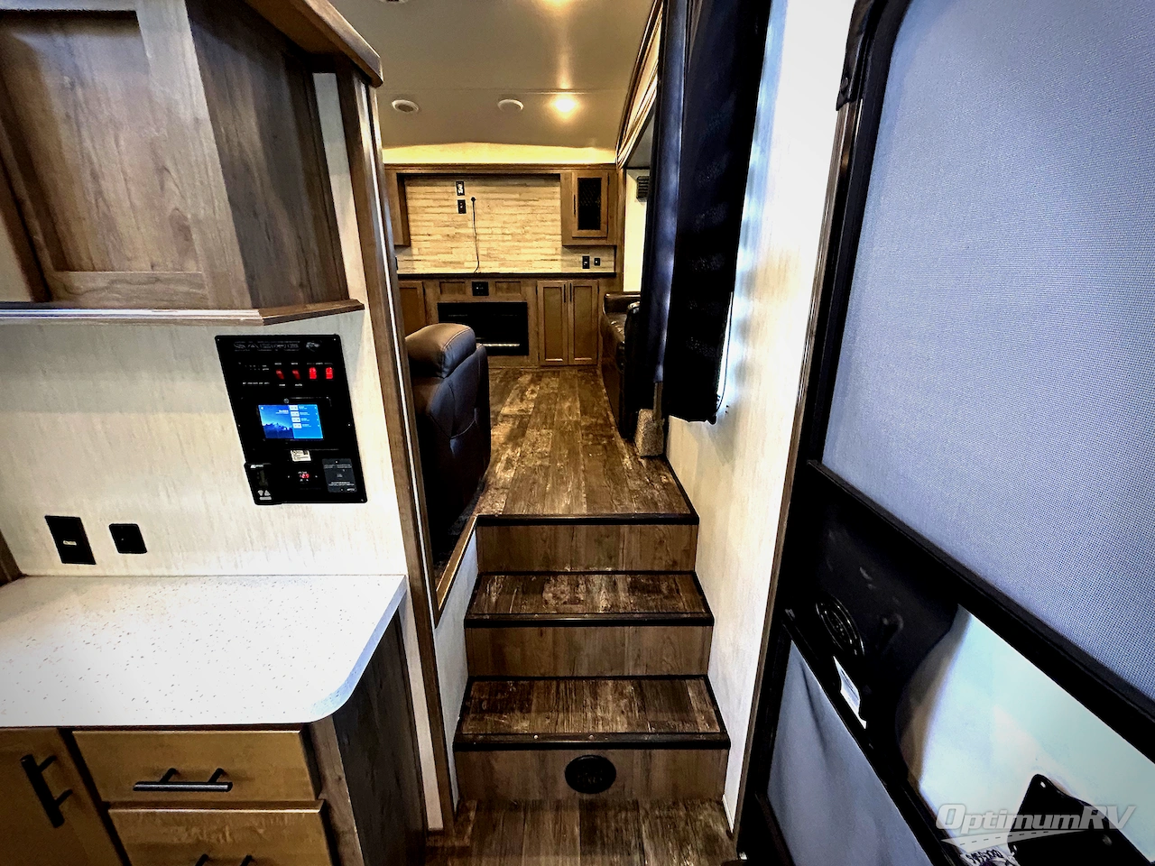 2021 Forest River Sabre 37FLL Photo 6