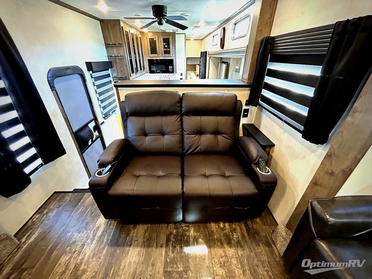 2021 Forest River Sabre 37FLL Photo 11