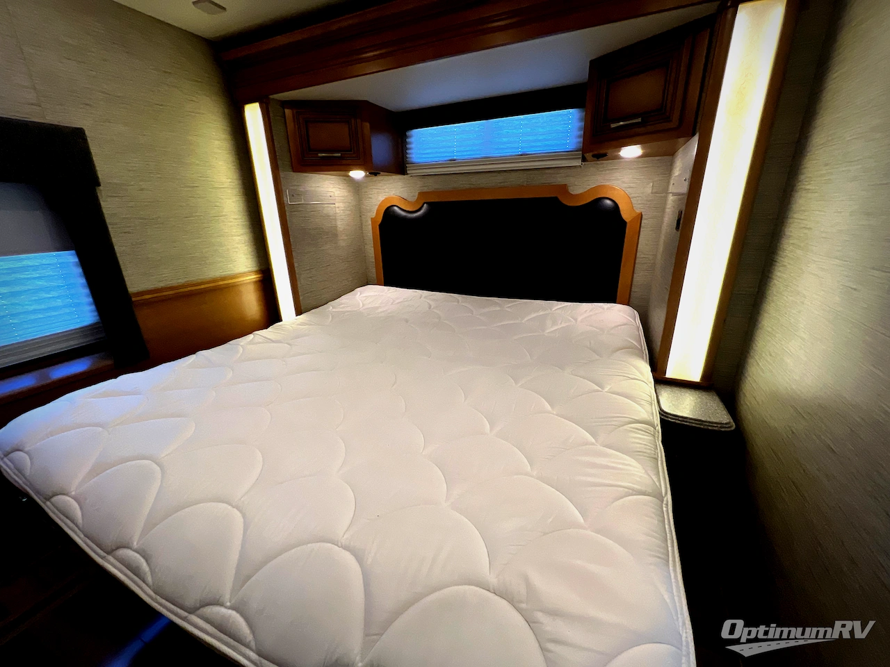 2016 Newmar Canyon Star 3914 Photo 28