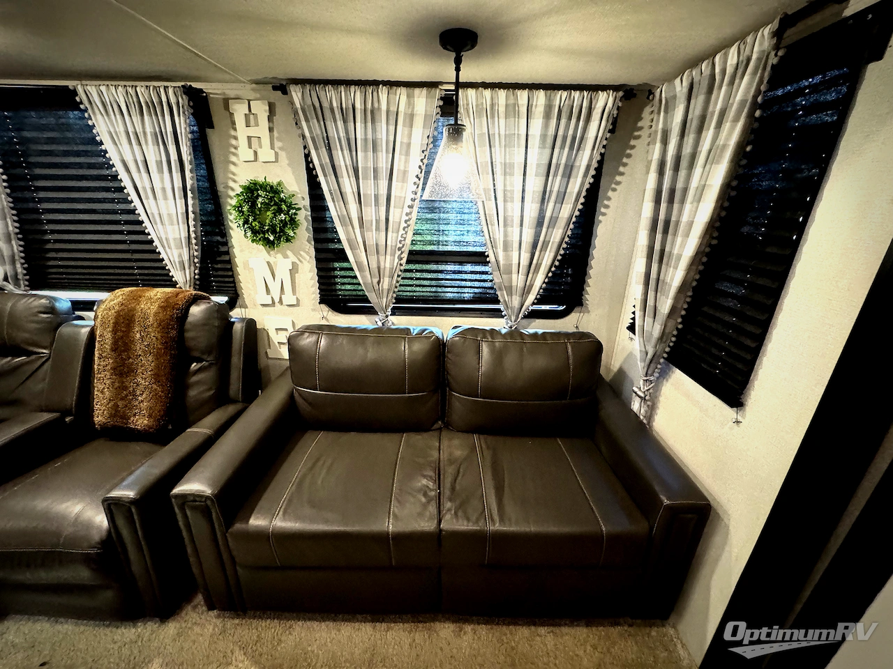 2021 Keystone Sprinter Limited 3570LFT Photo 19