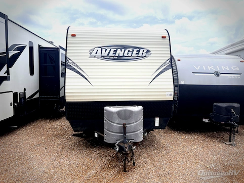 2016 Prime Time Avenger 33RET RV Photo 4