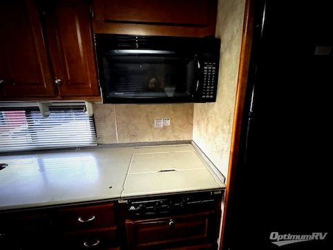 2007 Gulf Stream Crescendo 378 FRED RV Photo 3