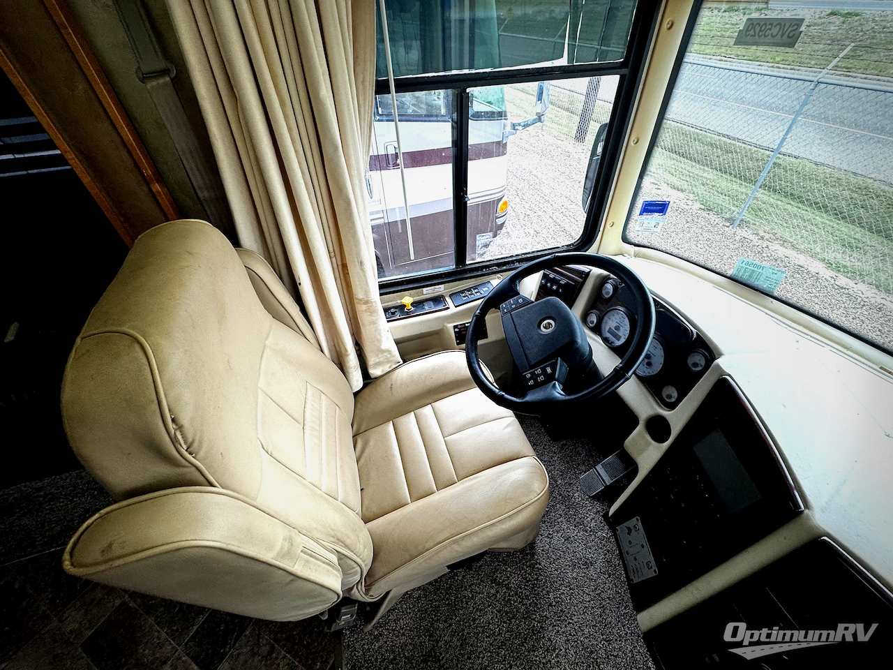 2007 Gulf Stream Crescendo 378 FRED Photo 5