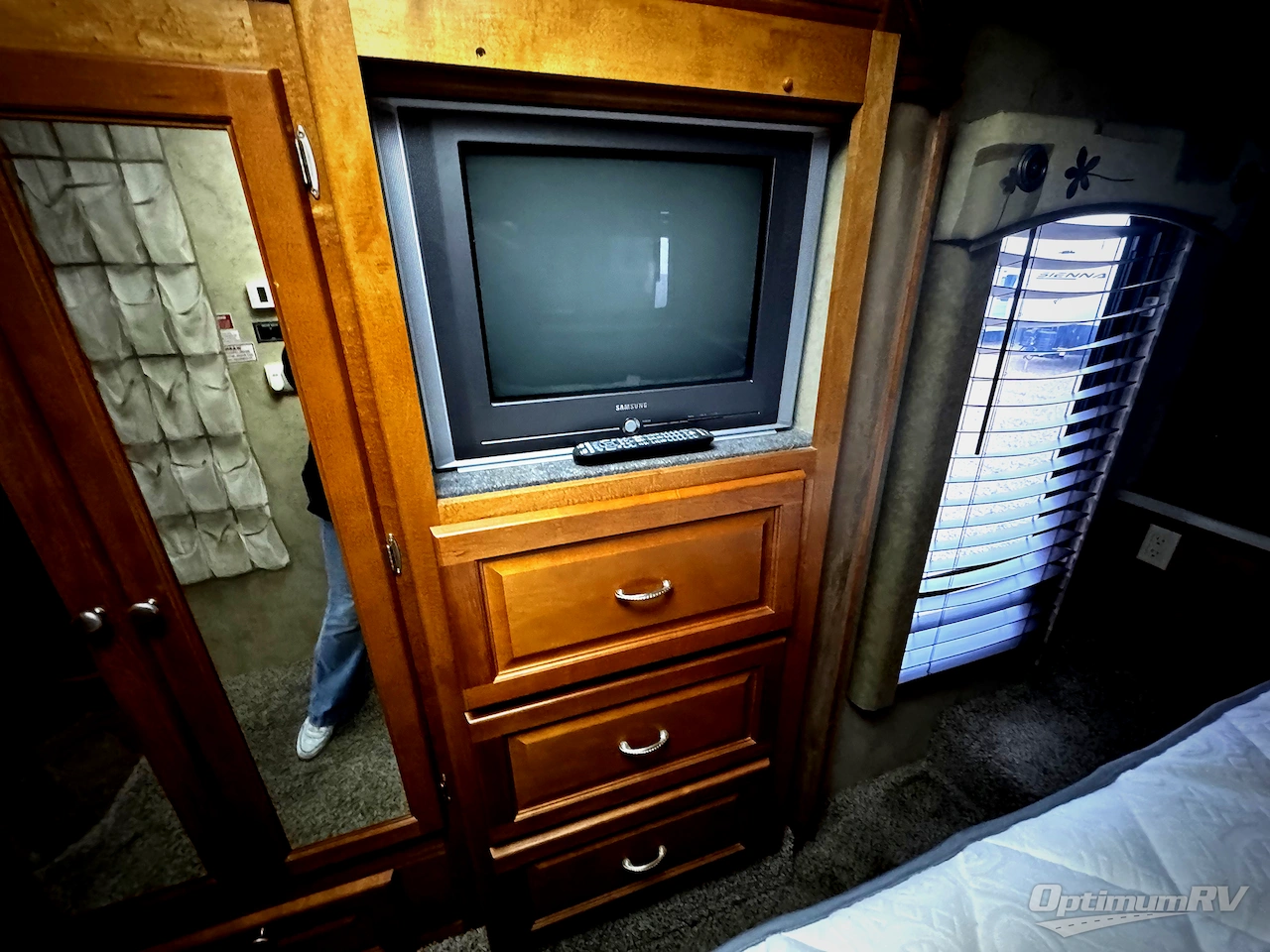 2007 Gulf Stream Crescendo 378 FRED Photo 20