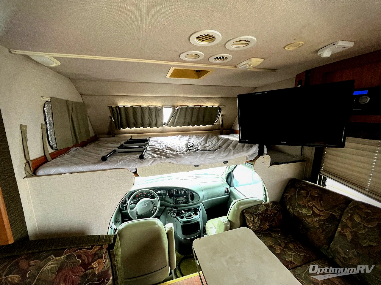 2005 Fleetwood Tioga 31M Photo 11