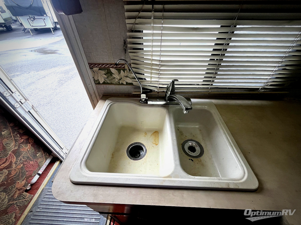 2005 Fleetwood Tioga 31M Photo 16